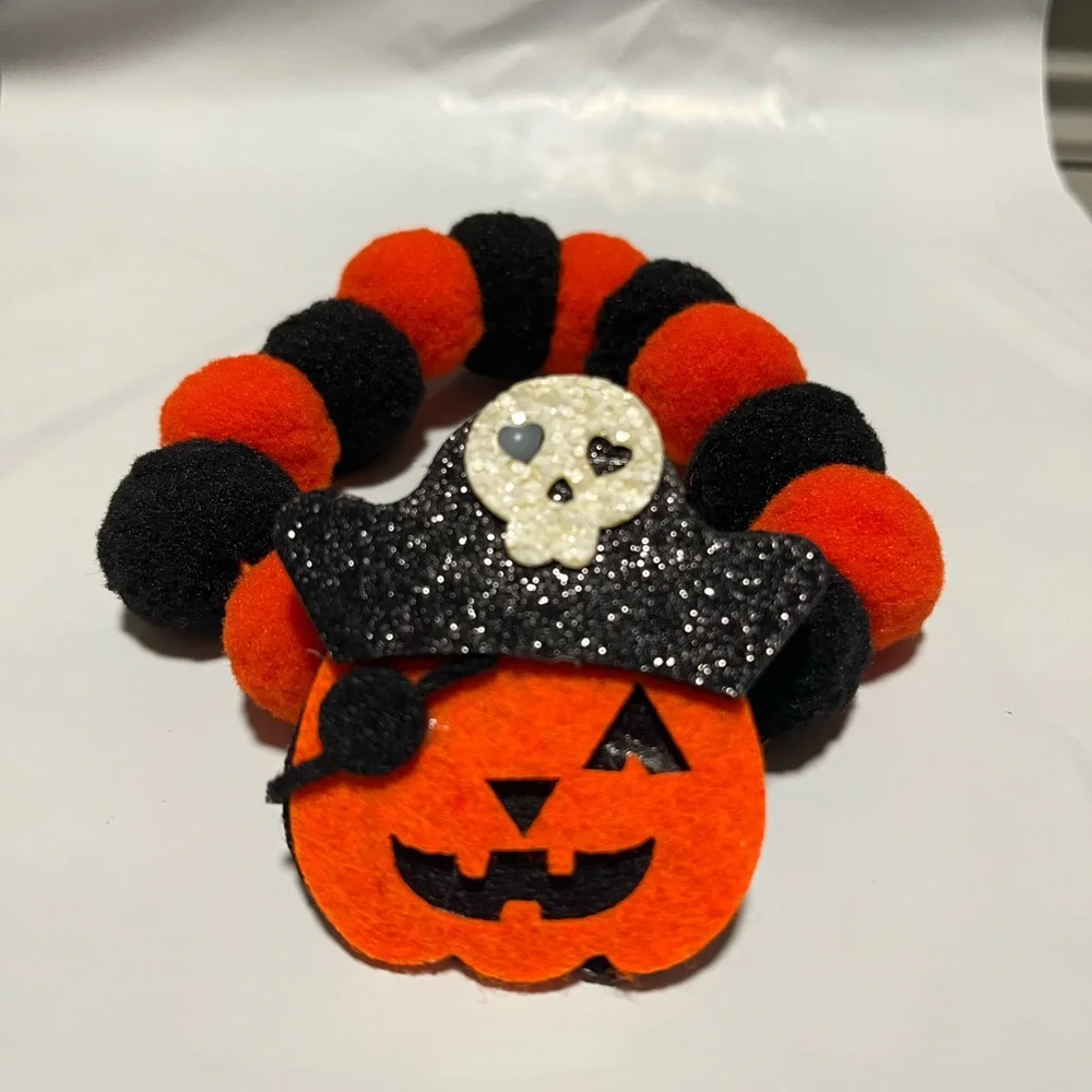 Halloween cat necklace